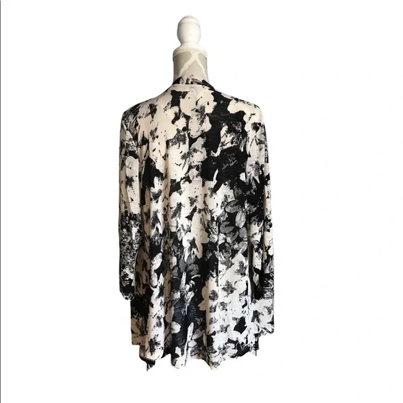 🔸Sold🔸Coverup Duster 3/4 Sleeve Black Cream Floral Print XXL - Picture 5 of 7